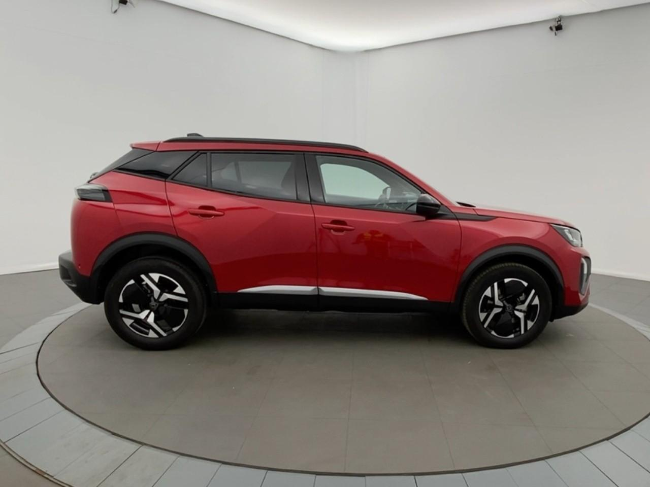 Peugeot 2008 hybrid 145 ch e-dcs6 allure — photo 4