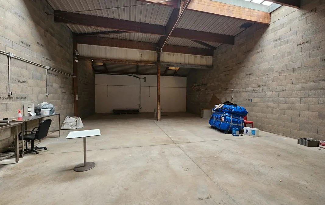 Photo 1