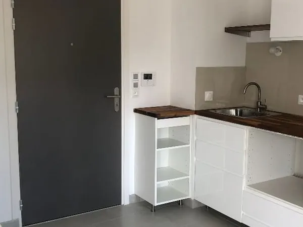 Studio 1 pièce 25 m²