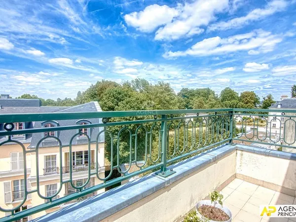 Versailles Notre-Dame Pars Appartement duplex 6 pièce(s) 150 m² carrez situé au 3ème et dernier étag