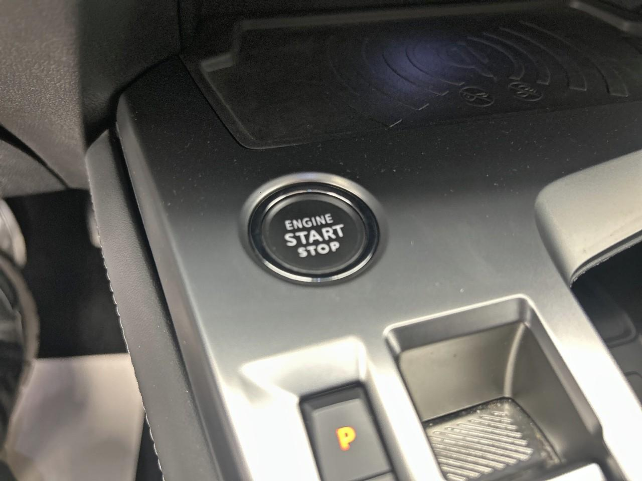 Peugeot 308 sw puretech 130ch s&s eat8 allure pack — photo 17