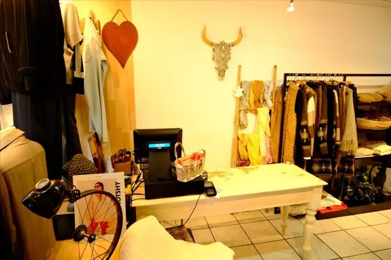 Photo 3