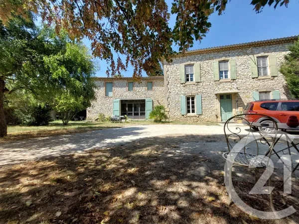 Maison 8 pièces 200 m²