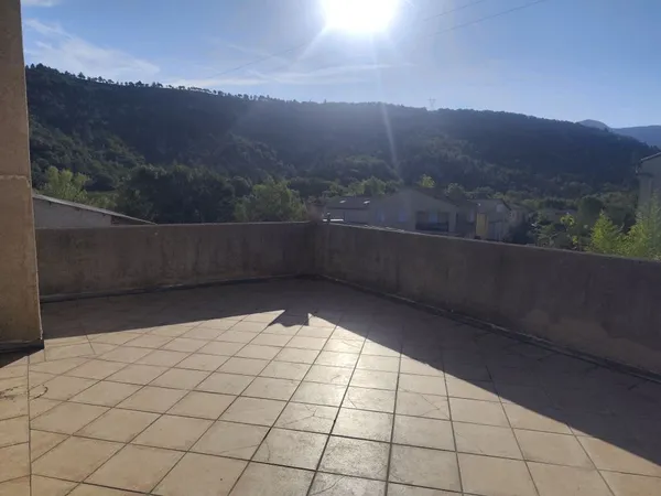 Appartement de 60m2 à louer sur Champtercier