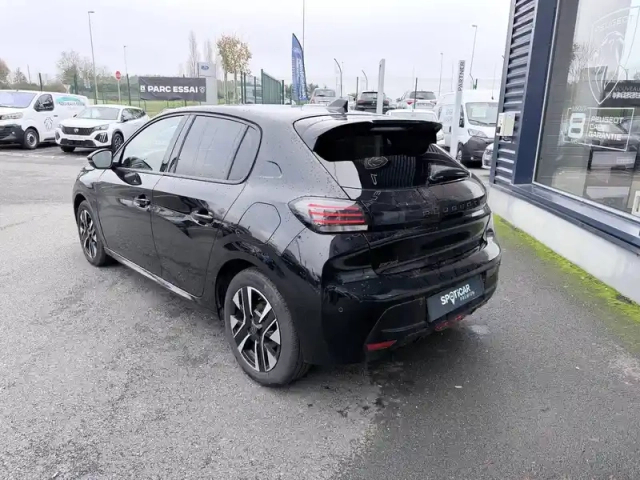 Peugeot 208 hybrid 100 e-dcs6 — photo 11
