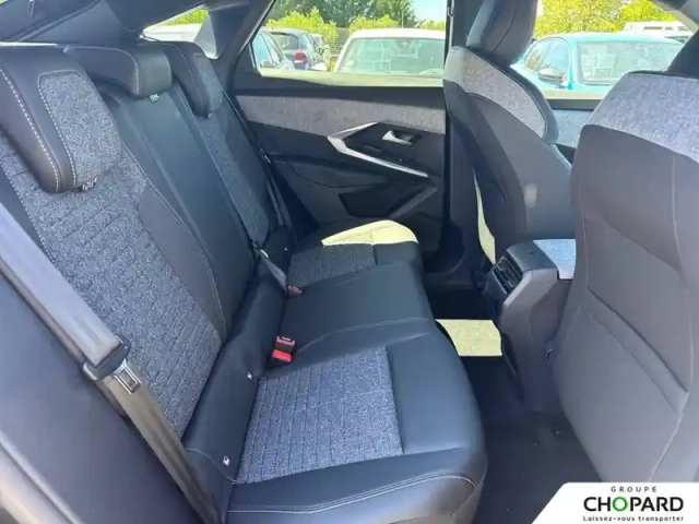 Peugeot 3008 electrique 210 ch 73 kwh — photo 38
