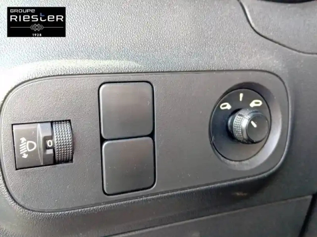 Citroën C3 societe bluehdi 100 s&amp;s bvm6 — photo 40