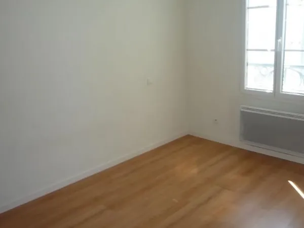 Maison Location Sainte-Terre 3p 68m² 820€