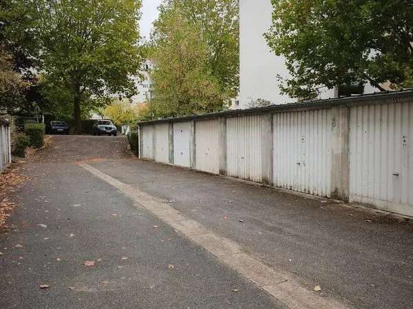 Parking 15 m²