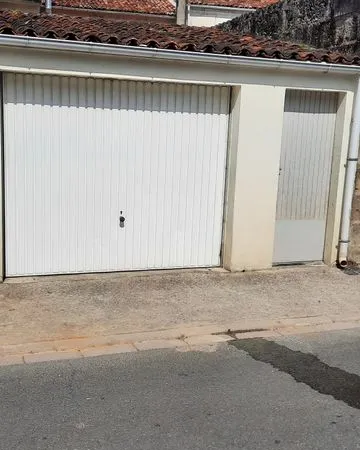 Garage centre ville de Saintes