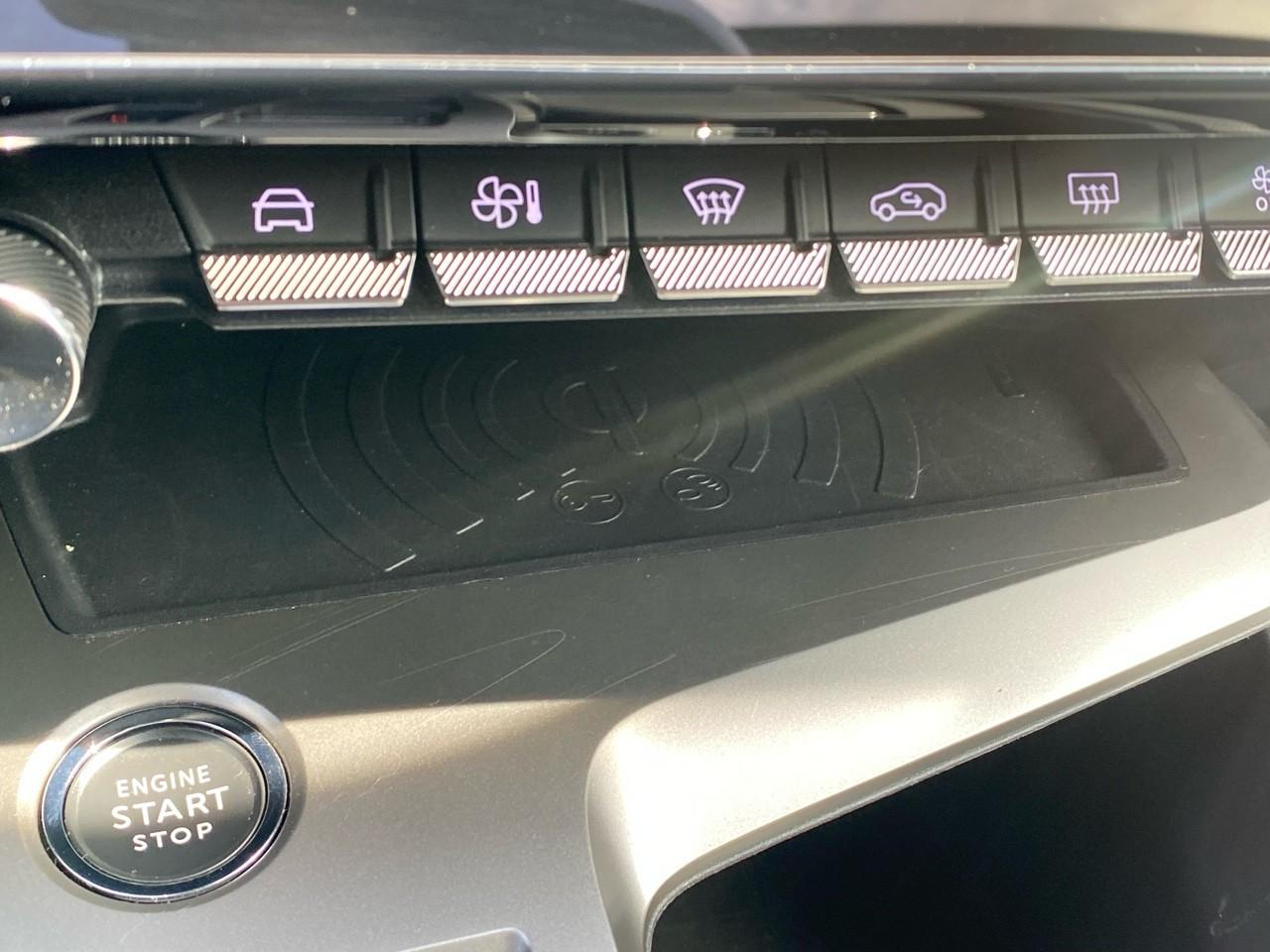Peugeot 308 1.2 hybrid 145ch allure e-dcs6 — photo 17