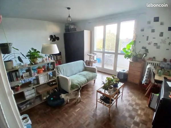 Appartement proche centre avec place de parking