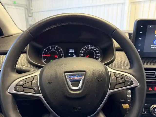 Dacia Sandero sce 65 - 22 — photo 26