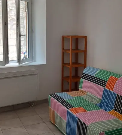 Appartement Location Saint-Didier 1p 19m² 460€