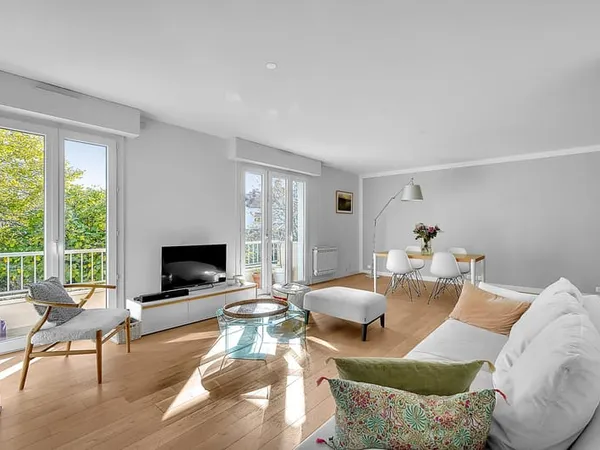Côte Pavée - Appartement T4 avec cave et garage