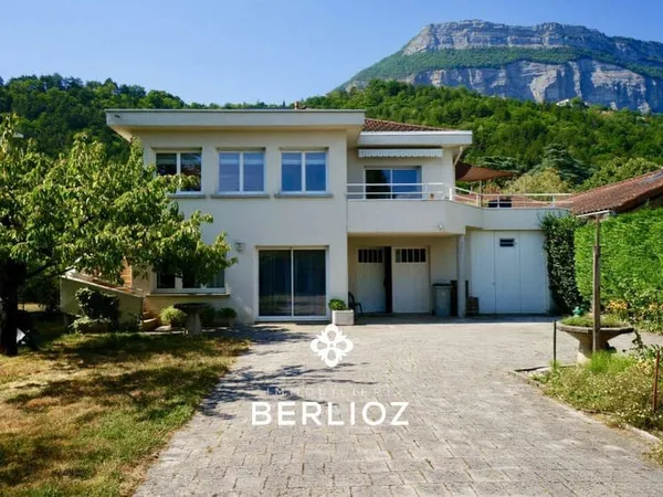 Maison 7 pièces 149 m²