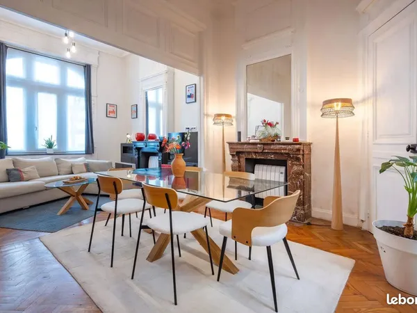 Maison semi-bourgeoise de caractère - Centre-ville de Tourcoing - 125 m² habitables