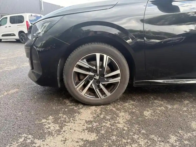 Peugeot 208 puretech 100 s&amp;s eat8 allure — photo 15