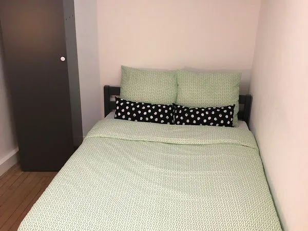 Loue superbe chambre à 7 minutes de la gare d'etampes