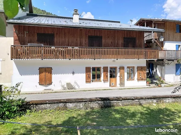 Maison de village 3 pièces 200 m²