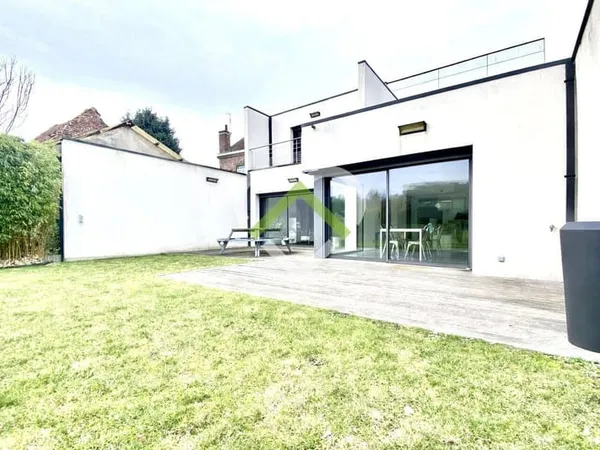 Maison 5 pièces 184 m²