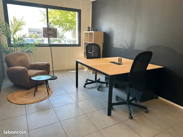 Bureau meublés de 15m2 à 600m2 - Charges comprises