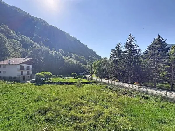 VILLAGE MAISON A RENOVER AVEC OPPORTUNITE COMMERCE