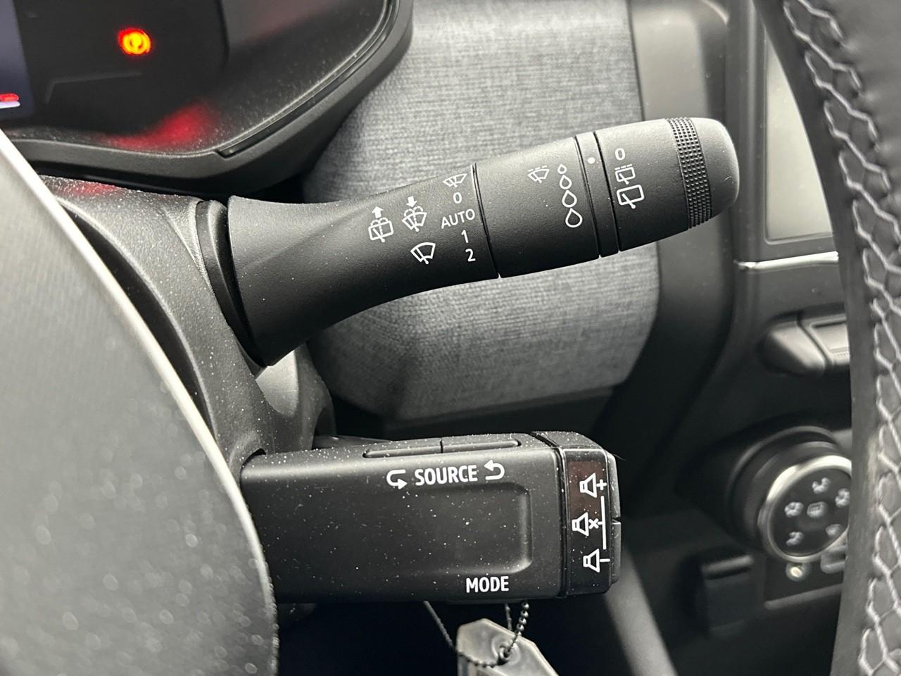 Renault Clio blue dci 100 ch gsr2 evolution — photo 18