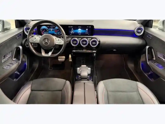 Mercedes Classe A 200 amg line — photo 11