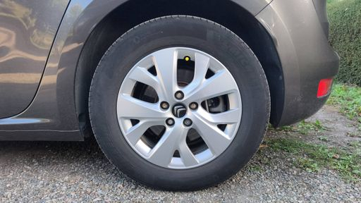 Citroen C4 Picasso 1.2 PureTech 130 - Feel – 2016 – 107119 km – Essence – Boîte Manuelle — photo 3
