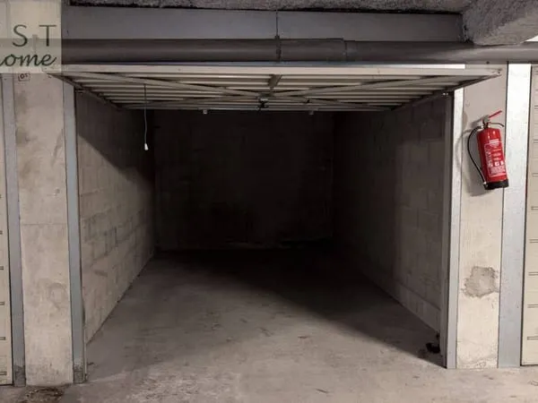Parking 15 m²