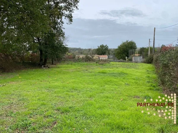 Terrain 691 m²