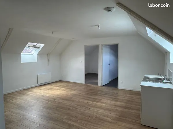 Location - Appartement T3 rénové - 54 m2 - Drefféac centre bourg