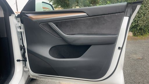 Tesla Model Y 295 - Rwd – 2023 – 42151 km – Électrique – Boîte Automatique — photo 22