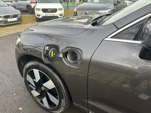 Volvo Xc60 t6 awd hybride rechargeable 253 ch+145 ch geartronic 8 — photo 8