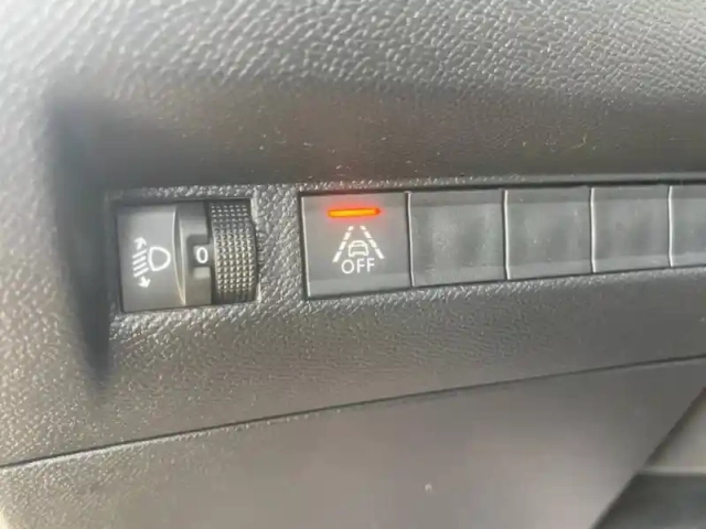 Peugeot 2008 1.5 bluehdi 110ch s&amp;s roadtrip — photo 12