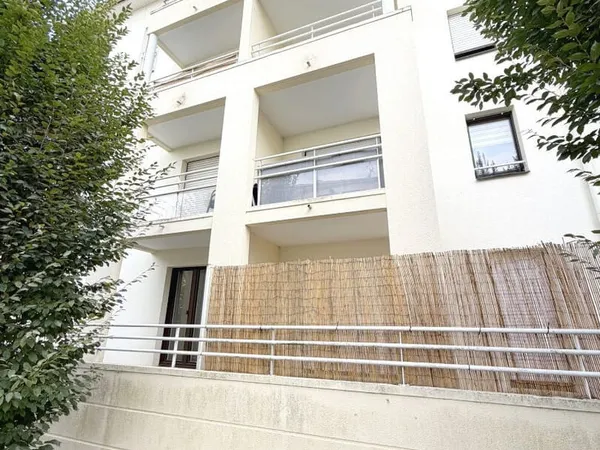VILLERS APPARTEMENT T1 29 m² TERRASSE PARKING PRIVÉ