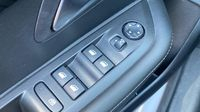 Peugeot 208 1.2 PureTech 100ch S&S Allure — photo 25