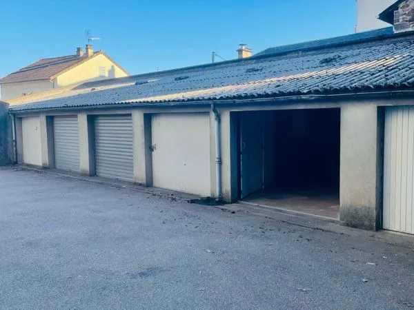 Loue garage 16m2