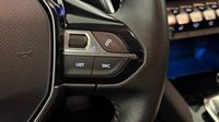 Peugeot 3008 1.2 PureTech 130ch S&S Active EAT8 — photo 25