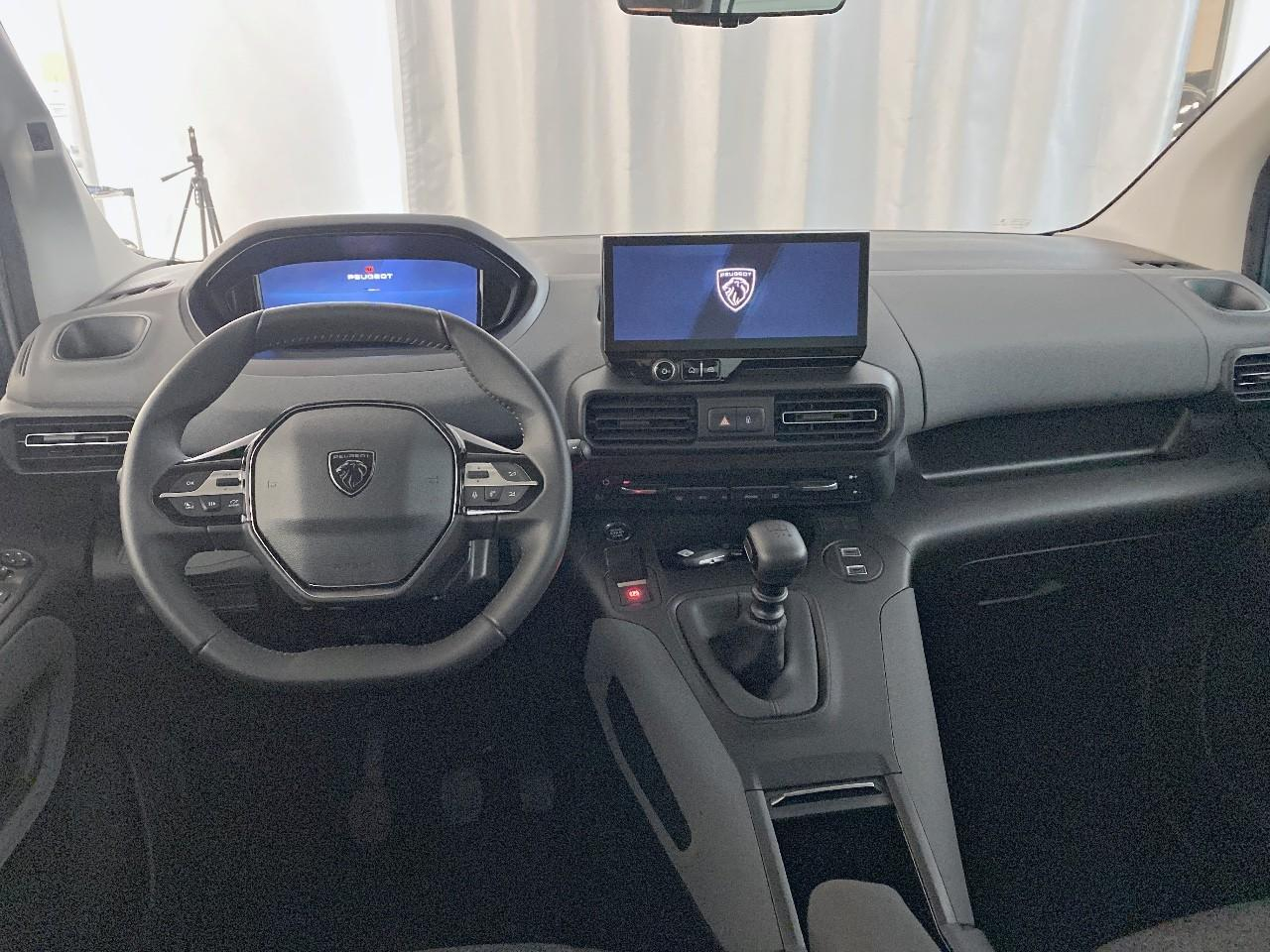 Peugeot Rifter m diesel 100 ch manuelle 5pl allure — photo 8