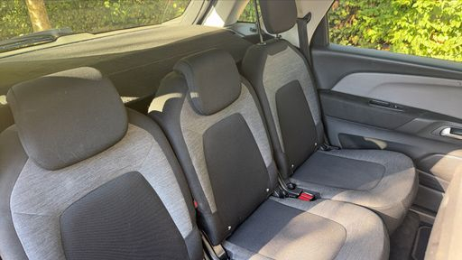 Citroen C4 SpaceTourer 1.2 PureTech 130 EAT8 - Business – 2020 – 72302 km – Essence – Boîte Automatique — photo 34