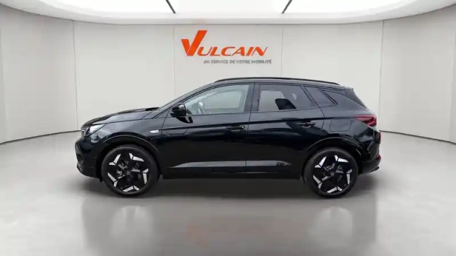 Opel Grandland hybrid 300 ch awd bva8 — photo 3