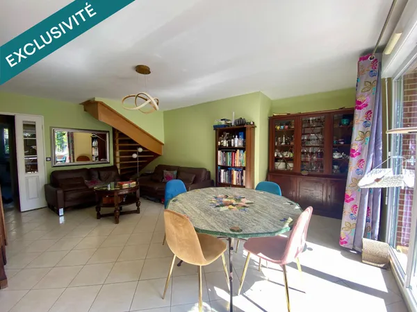 DUPLEX COMME UNE MAISON, avec 4 CHAMBRES et RER à 5mn