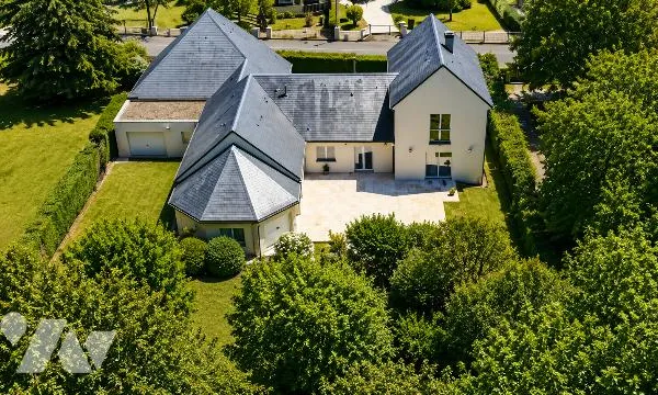 Maison 7 pièces 282 m²