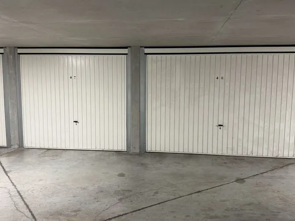 Garage box de 22m2 en sous-sol d'une résidence fermée & surveillée
