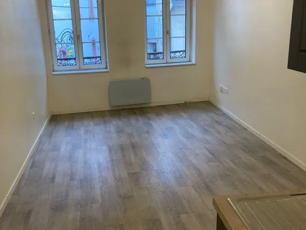Lumineux F2 centre ville