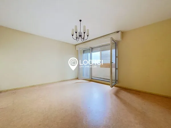 Appartement T3 à rénove, à 5 minutes de l'hypercentre de Pau