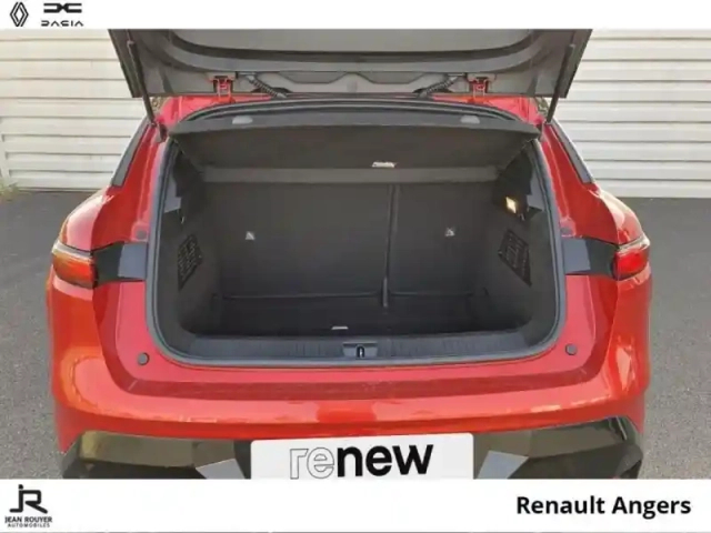 Renault Megane e-tech electric ev60 220ch techno optimum charge — photo 7