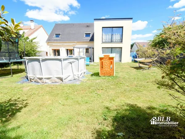 MAISON 5 CHAMBRES + 1 BUREAU - 184,25 m2 - BESSIERES - MAURE